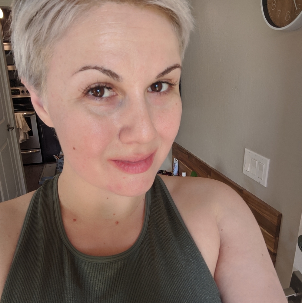 Hi! I'm Jess. Thanks for shopping by!